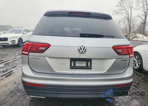 2019 Volkswagen Tiguan S z USA, uszkodzony, nr VIN 3VV0B7AX2KM084113